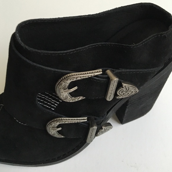 Nasty Gal x Nightwalker mule in black - Picture 4 of 4